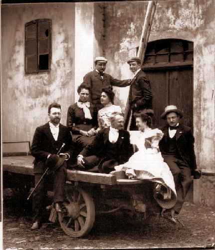 �ertovn� skupinka se skladatelem Oskarem Nedbalem II